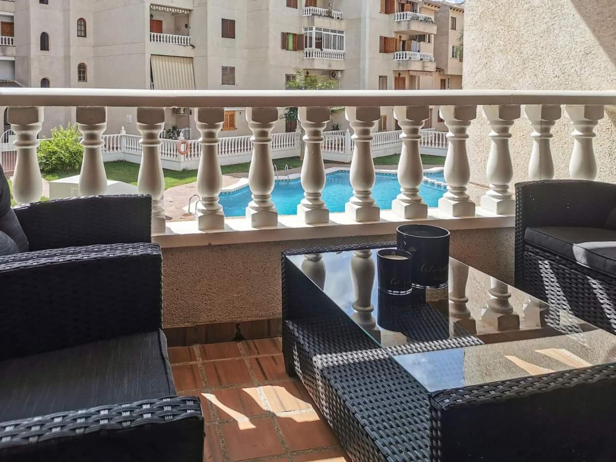 Casa Del Angel , Cosy 2 Bed Apartment,150M From Playa Los Locos Plus Beautiful Swimming Pool Торевиеха Екстериор снимка